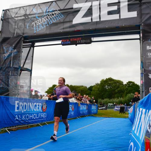 30.08.2026 - Elbe Triathlon Hamburg LAZAROV Photography http://msf.ph/oto/10088402 30.08.2026 12:22:15 Ziel 1408, 1613 meine-sportfotos.de