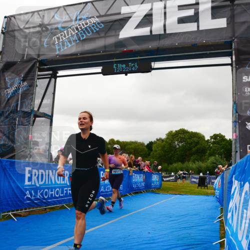 30.08.2026 - Elbe Triathlon Hamburg LAZAROV Photography http://msf.ph/oto/10088410 30.08.2026 12:22:48 Ziel 1609, 1611 meine-sportfotos.de