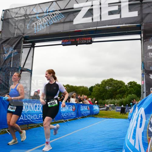 30.08.2026 - Elbe Triathlon Hamburg LAZAROV Photography http://msf.ph/oto/10088438 30.08.2026 12:23:23 Ziel 906, 1668 meine-sportfotos.de