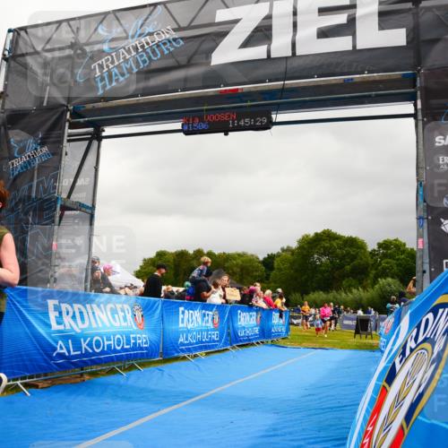 30.08.2026 - Elbe Triathlon Hamburg LAZAROV Photography http://msf.ph/oto/10088497 30.08.2026 12:25:28 Ziel 1506, 1582, 1636 meine-sportfotos.de