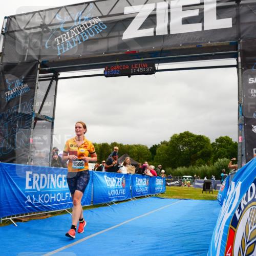 30.08.2026 - Elbe Triathlon Hamburg LAZAROV Photography http://msf.ph/oto/10088508 30.08.2026 12:25:38 Ziel 1582, 1585, 1636 meine-sportfotos.de