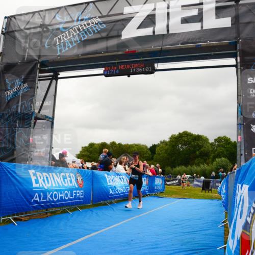 30.08.2026 - Elbe Triathlon Hamburg LAZAROV Photography http://msf.ph/oto/10088518 30.08.2026 12:26:01 Ziel 1618, 1714 meine-sportfotos.de