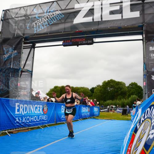 30.08.2026 - Elbe Triathlon Hamburg LAZAROV Photography http://msf.ph/oto/10088526 30.08.2026 12:26:10 Ziel 1638 meine-sportfotos.de