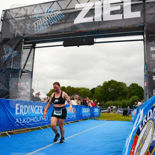 30.08.2026 - Elbe Triathlon Hamburg LAZAROV Photography http://msf.ph/oto/10088528 30.08.2026 12:26:10 Ziel 1638 meine-sportfotos.de