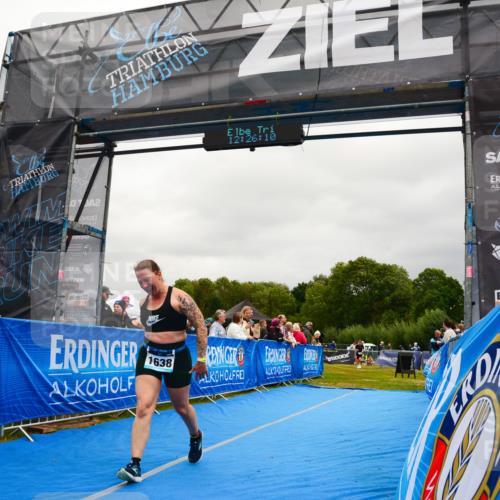 30.08.2026 - Elbe Triathlon Hamburg LAZAROV Photography http://msf.ph/oto/10088529 30.08.2026 12:26:10 Ziel 1638 meine-sportfotos.de