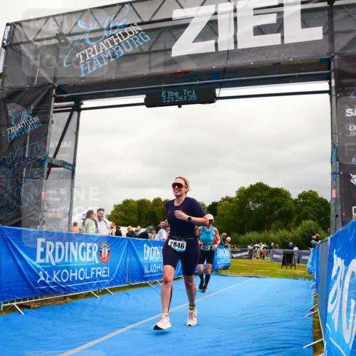 30.08.2026 - Elbe Triathlon Hamburg LAZAROV Photography http://msf.ph/oto/10088539 30.08.2026 12:26:37 Ziel 982, 1646 meine-sportfotos.de