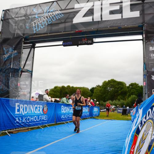30.08.2026 - Elbe Triathlon Hamburg LAZAROV Photography http://msf.ph/oto/10088562 30.08.2026 12:27:05 Ziel 1484, 1617, 1653 meine-sportfotos.de