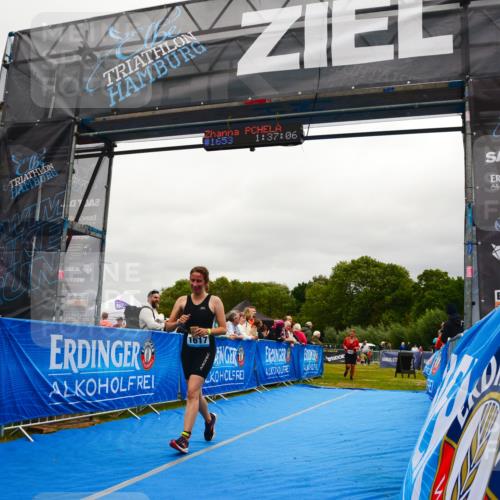 30.08.2026 - Elbe Triathlon Hamburg LAZAROV Photography http://msf.ph/oto/10088564 30.08.2026 12:27:05 Ziel 1484, 1617, 1653 meine-sportfotos.de