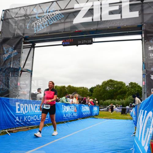 30.08.2026 - Elbe Triathlon Hamburg LAZAROV Photography http://msf.ph/oto/10088585 30.08.2026 12:27:21 Ziel 941, 1697 meine-sportfotos.de