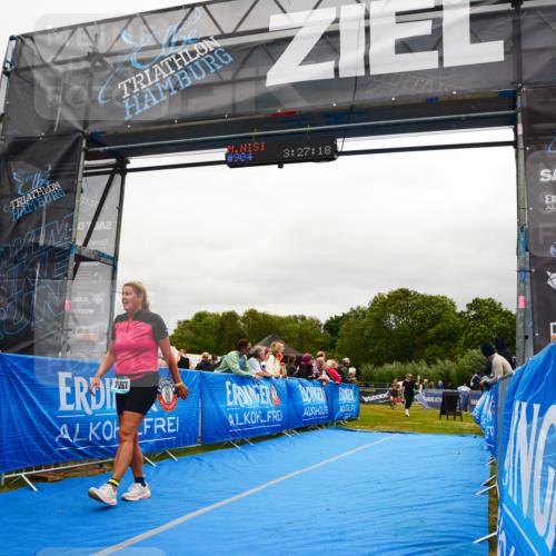 30.08.2026 - Elbe Triathlon Hamburg LAZAROV Photography http://msf.ph/oto/10088588 30.08.2026 12:27:22 Ziel 941, 1605, 1697 meine-sportfotos.de