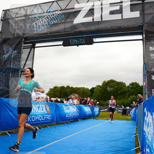 30.08.2026 - Elbe Triathlon Hamburg LAZAROV Photography http://msf.ph/oto/10088608 30.08.2026 12:27:45 Ziel 1483, 1652, 1656, 1682 meine-sportfotos.de