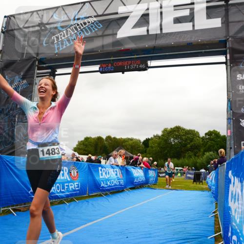 30.08.2026 - Elbe Triathlon Hamburg LAZAROV Photography http://msf.ph/oto/10088618 30.08.2026 12:27:48 Ziel 1483, 1567, 1652, 1656, 1682 meine-sportfotos.de