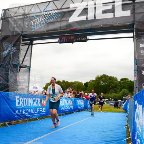 30.08.2026 - Elbe Triathlon Hamburg LAZAROV Photography http://msf.ph/oto/10088619 30.08.2026 12:27:52 Ziel 1567, 1656, 1661, 1682 meine-sportfotos.de