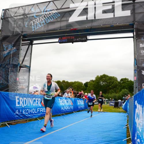 30.08.2026 - Elbe Triathlon Hamburg LAZAROV Photography http://msf.ph/oto/10088620 30.08.2026 12:27:52 Ziel 1567, 1656, 1661, 1682 meine-sportfotos.de