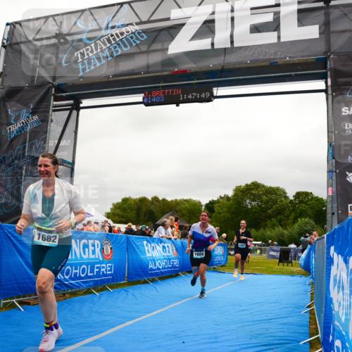30.08.2026 - Elbe Triathlon Hamburg LAZAROV Photography http://msf.ph/oto/10088624 30.08.2026 12:27:53 Ziel 1567, 1656, 1661, 1682 meine-sportfotos.de
