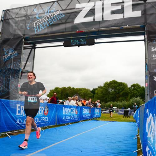 30.08.2026 - Elbe Triathlon Hamburg LAZAROV Photography http://msf.ph/oto/10088674 30.08.2026 12:28:55 Ziel 1416, 1710 meine-sportfotos.de
