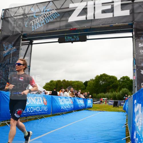 30.08.2026 - Elbe Triathlon Hamburg LAZAROV Photography http://msf.ph/oto/10088690 30.08.2026 12:30:11 Ziel 1685 meine-sportfotos.de