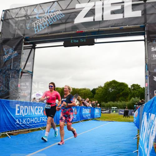 30.08.2026 - Elbe Triathlon Hamburg LAZAROV Photography http://msf.ph/oto/10088691 30.08.2026 12:30:22 Ziel 1474, 1713 meine-sportfotos.de
