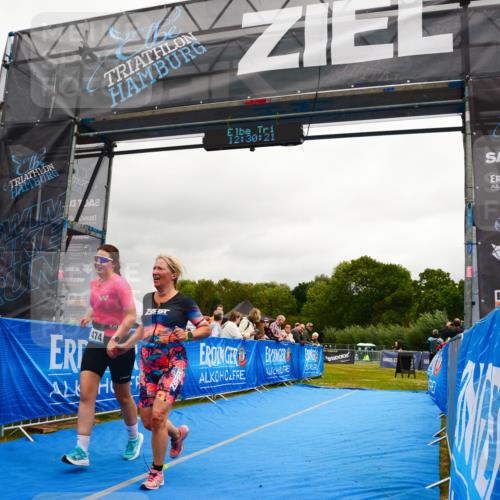 30.08.2026 - Elbe Triathlon Hamburg LAZAROV Photography http://msf.ph/oto/10088693 30.08.2026 12:30:22 Ziel 1474, 1713 meine-sportfotos.de