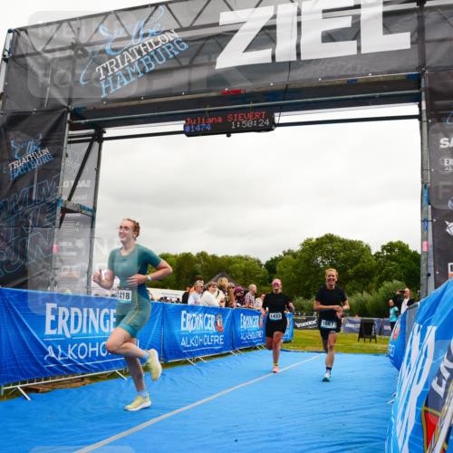 30.08.2026 - Elbe Triathlon Hamburg LAZAROV Photography http://msf.ph/oto/10088697 30.08.2026 12:30:33 Ziel 1418, 1433, 1667 meine-sportfotos.de