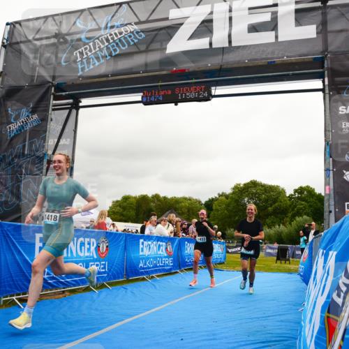 30.08.2026 - Elbe Triathlon Hamburg LAZAROV Photography http://msf.ph/oto/10088698 30.08.2026 12:30:33 Ziel 1418, 1433, 1667 meine-sportfotos.de