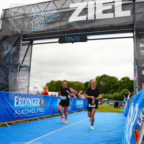 30.08.2026 - Elbe Triathlon Hamburg LAZAROV Photography http://msf.ph/oto/10088702 30.08.2026 12:30:33 Ziel 1418, 1433, 1667 meine-sportfotos.de
