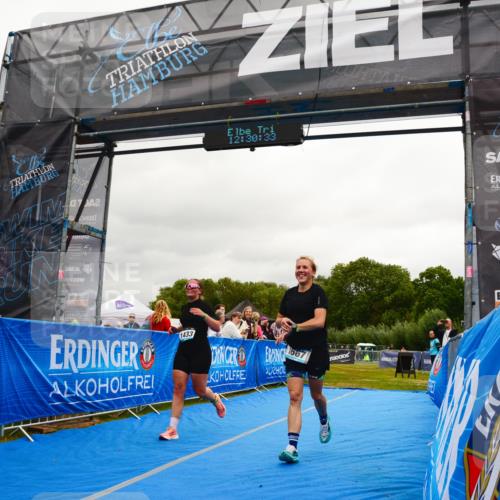 30.08.2026 - Elbe Triathlon Hamburg LAZAROV Photography http://msf.ph/oto/10088703 30.08.2026 12:30:34 Ziel 1418, 1433, 1667 meine-sportfotos.de