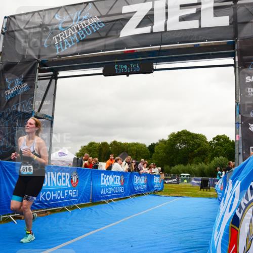 30.08.2026 - Elbe Triathlon Hamburg LAZAROV Photography http://msf.ph/oto/10088712 30.08.2026 12:31:29 Ziel 1616 meine-sportfotos.de