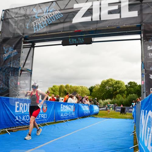 30.08.2026 - Elbe Triathlon Hamburg LAZAROV Photography http://msf.ph/oto/10088723 30.08.2026 12:31:58 Ziel 1644, 1657 meine-sportfotos.de