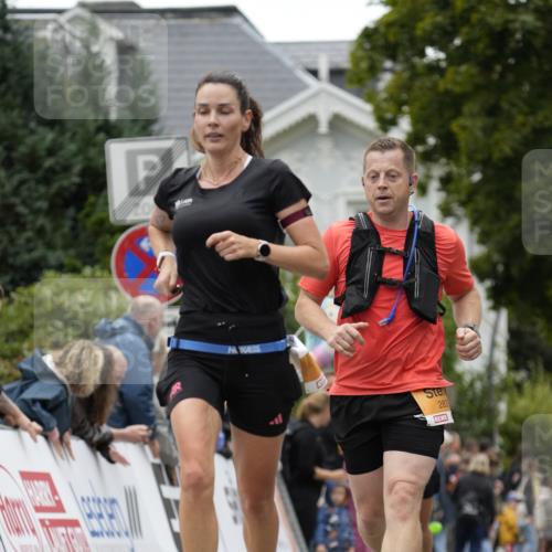 30.08.2026 - Blankeneser Heldenlauf Patografie http://msf.ph/oto/10088738 30.08.2026 11:39:43 Ziel 2102, 2757, 2833, 2948 meine-sportfotos.de