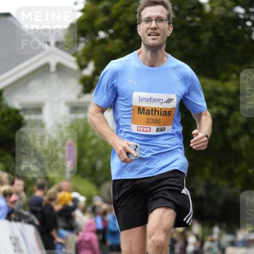 30.08.2026 - Blankeneser Heldenlauf Patografie http://msf.ph/oto/10088751 30.08.2026 11:40:03 Ziel 2112, 2386 meine-sportfotos.de