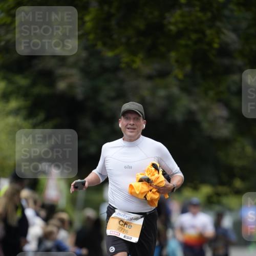 30.08.2026 - Blankeneser Heldenlauf Patografie http://msf.ph/oto/10088757 30.08.2026 11:40:35 Ziel  meine-sportfotos.de
