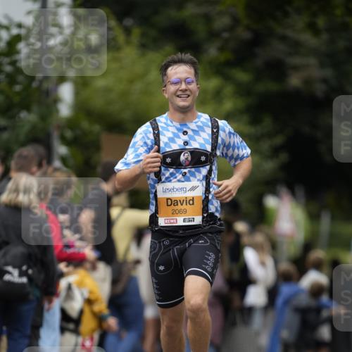 30.08.2026 - Blankeneser Heldenlauf Patografie http://msf.ph/oto/10088773 30.08.2026 11:40:53 Ziel 2069, 2484, 2823 meine-sportfotos.de