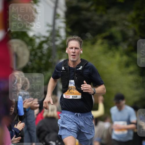 30.08.2026 - Blankeneser Heldenlauf Patografie http://msf.ph/oto/10088803 30.08.2026 11:41:38 Ziel 2361, 2405, 2424, 2762, 2797 meine-sportfotos.de