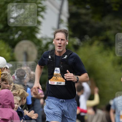 30.08.2026 - Blankeneser Heldenlauf Patografie http://msf.ph/oto/10088804 30.08.2026 11:41:39 Ziel 2361, 2405, 2424, 2762, 2797 meine-sportfotos.de