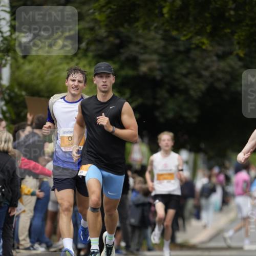 30.08.2026 - Blankeneser Heldenlauf Patografie http://msf.ph/oto/10088841 30.08.2026 11:42:36 Ziel 2032, 2494, 2563 meine-sportfotos.de