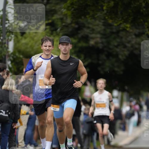 30.08.2026 - Blankeneser Heldenlauf Patografie http://msf.ph/oto/10088842 30.08.2026 11:42:37 Ziel 2032, 2465, 2494, 2563 meine-sportfotos.de