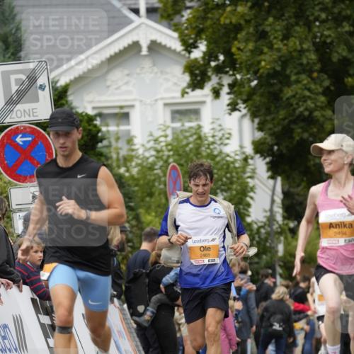 30.08.2026 - Blankeneser Heldenlauf Patografie http://msf.ph/oto/10088847 30.08.2026 11:42:41 Ziel 2032, 2465, 2494, 2563 meine-sportfotos.de