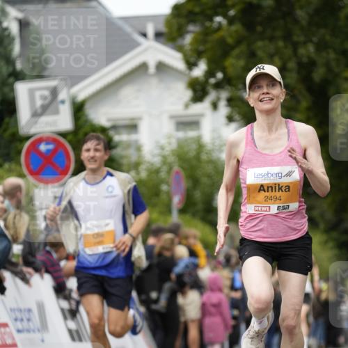 30.08.2026 - Blankeneser Heldenlauf Patografie http://msf.ph/oto/10088849 30.08.2026 11:42:42 Ziel 2032, 2437, 2465, 2494, 2563 meine-sportfotos.de