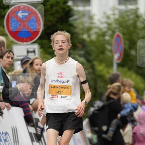30.08.2026 - Blankeneser Heldenlauf Patografie http://msf.ph/oto/10088852 30.08.2026 11:42:46 Ziel 2032, 2437, 2465, 2494 meine-sportfotos.de
