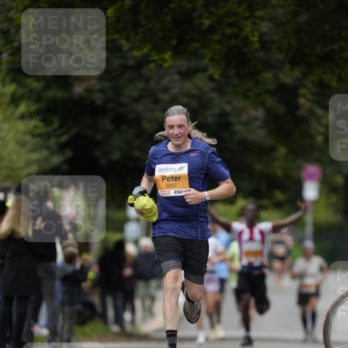 30.08.2026 - Blankeneser Heldenlauf Patografie http://msf.ph/oto/10088853 30.08.2026 11:42:49 Ziel 2437, 2465 meine-sportfotos.de