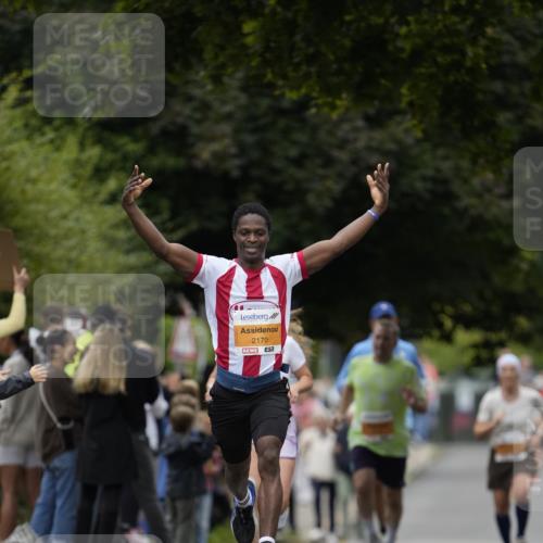 30.08.2026 - Blankeneser Heldenlauf Patografie http://msf.ph/oto/10088859 30.08.2026 11:42:56 Ziel 2897 meine-sportfotos.de