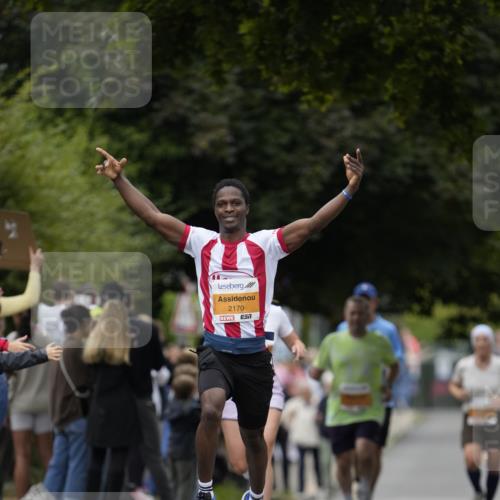 30.08.2026 - Blankeneser Heldenlauf Patografie http://msf.ph/oto/10088860 30.08.2026 11:42:56 Ziel 2897 meine-sportfotos.de