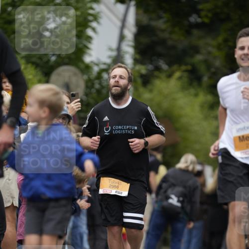 30.08.2026 - Blankeneser Heldenlauf Patografie http://msf.ph/oto/10088895 30.08.2026 11:43:54 Ziel 2246, 2720, 2956 meine-sportfotos.de
