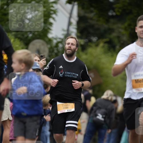 30.08.2026 - Blankeneser Heldenlauf Patografie http://msf.ph/oto/10088896 30.08.2026 11:43:54 Ziel 2246, 2720, 2956 meine-sportfotos.de
