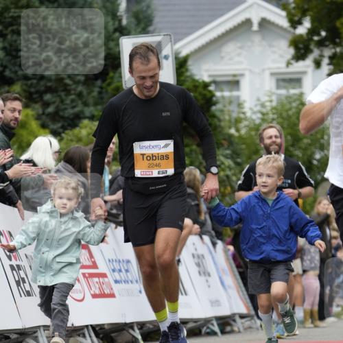 30.08.2026 - Blankeneser Heldenlauf Patografie http://msf.ph/oto/10088899 30.08.2026 11:43:57 Ziel 2246, 2720, 2956 meine-sportfotos.de