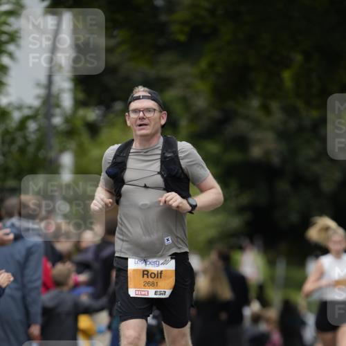 30.08.2026 - Blankeneser Heldenlauf Patografie http://msf.ph/oto/10088909 30.08.2026 11:44:10 Ziel 2681 meine-sportfotos.de