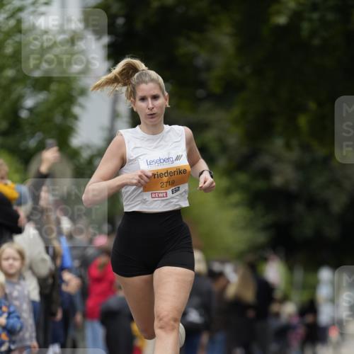 30.08.2026 - Blankeneser Heldenlauf Patografie http://msf.ph/oto/10088917 30.08.2026 11:44:17 Ziel 2681, 2719 meine-sportfotos.de
