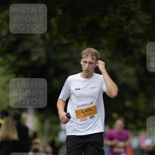 30.08.2026 - Blankeneser Heldenlauf Patografie http://msf.ph/oto/10088924 30.08.2026 11:44:31 Ziel 2015, 2338 meine-sportfotos.de
