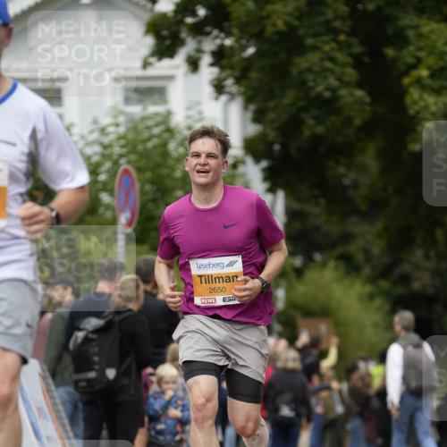 30.08.2026 - Blankeneser Heldenlauf Patografie http://msf.ph/oto/10088932 30.08.2026 11:44:45 Ziel 2014, 2650 meine-sportfotos.de